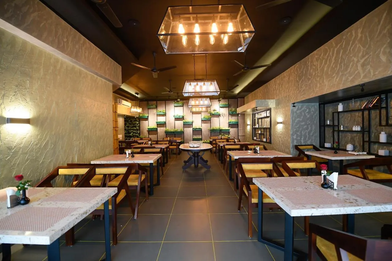 Nambiars Premium Heritage Hotel Kochi