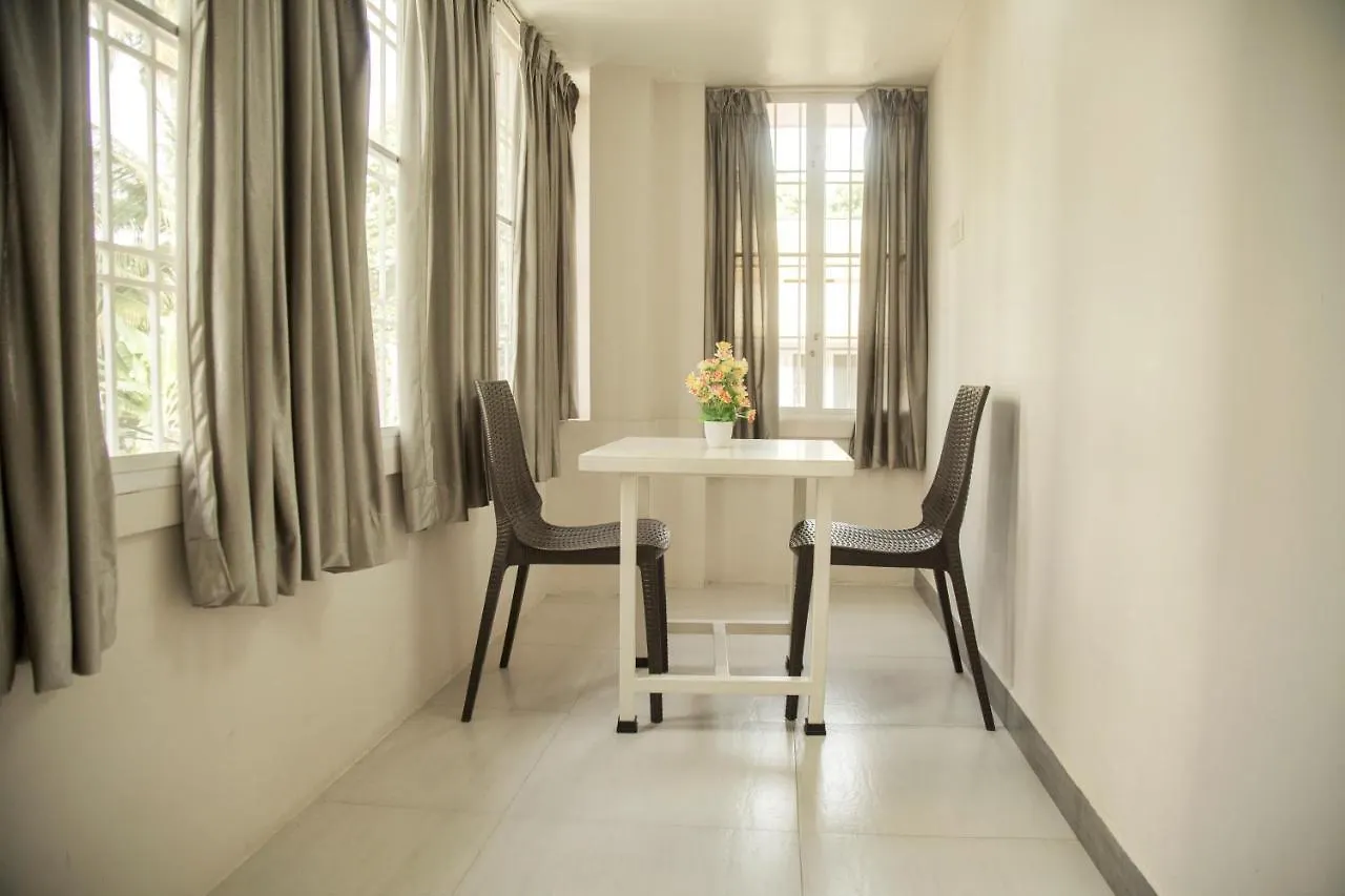 Nambiars Premium Heritage Hotel Kochi 2*,
